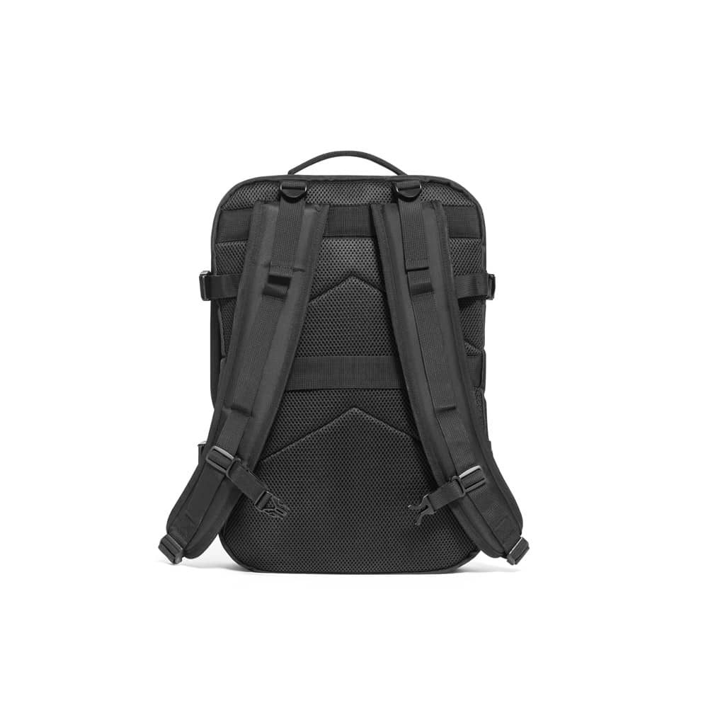 DALLAS PLATE. Mochila de viagem para notebook (17'3") em poliéster reciclado 600D de alta densidade, com compartimento para arrumação (29 L)
