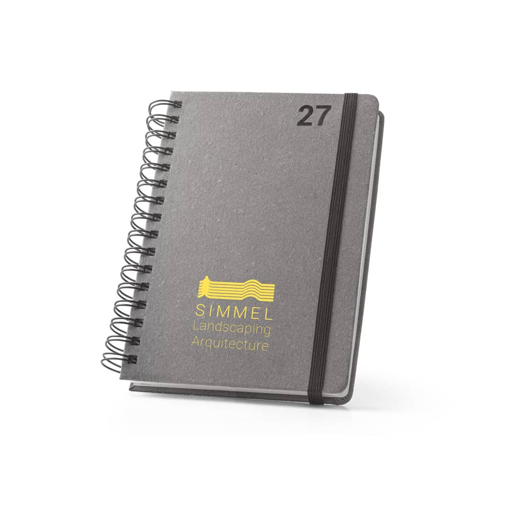 SIMMEL A5. Agenda A5, com argolas, em pele (58% reciclada)