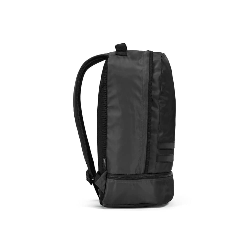 Mochila em poliéster reciclado 290T e sarja com compartimento para sapatos (25 L)