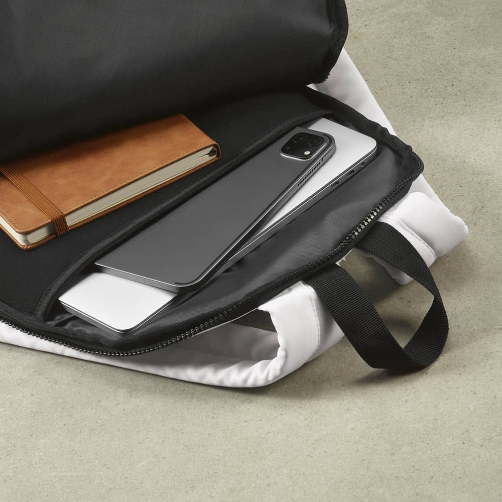 MANCHESTER NOTE. Mochila para notebook (15") em poliéster reciclado 290T (18 L)