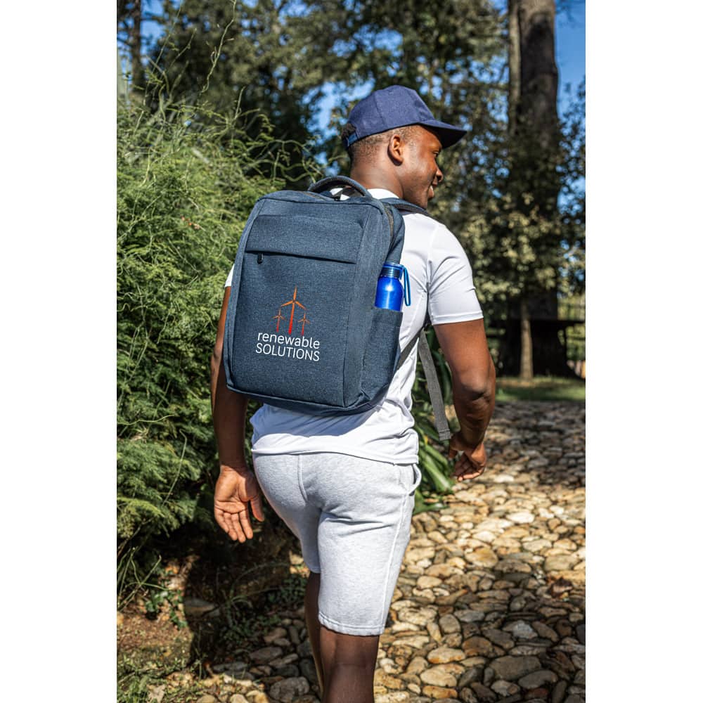 Mochila, totalmente almofadada, para notebook (15'6") em poliéster reciclado 300D de alta densidade (18 L)