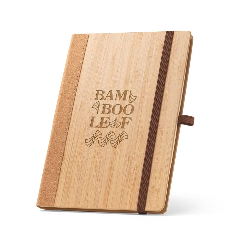 Caderno A5 de capa dura em folha de bambu e cortiça, com páginas pautadas