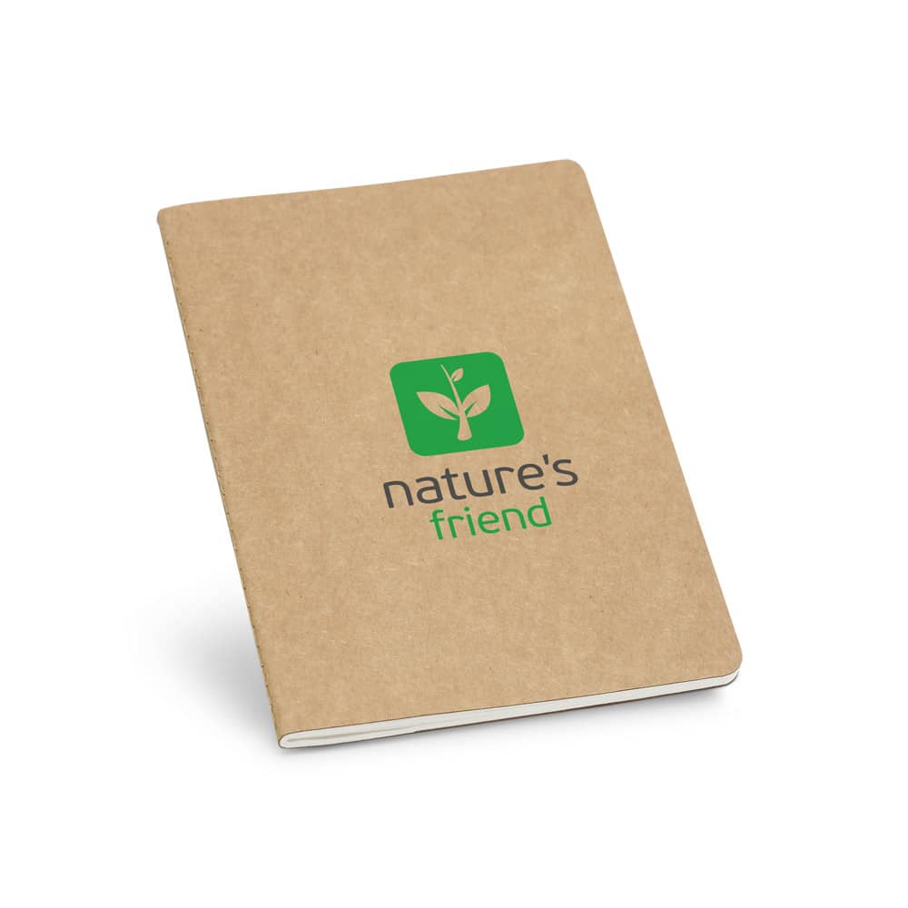 Caderno A5 de capa flexível em cartão kraft 100% reciclado, com páginas pautadas