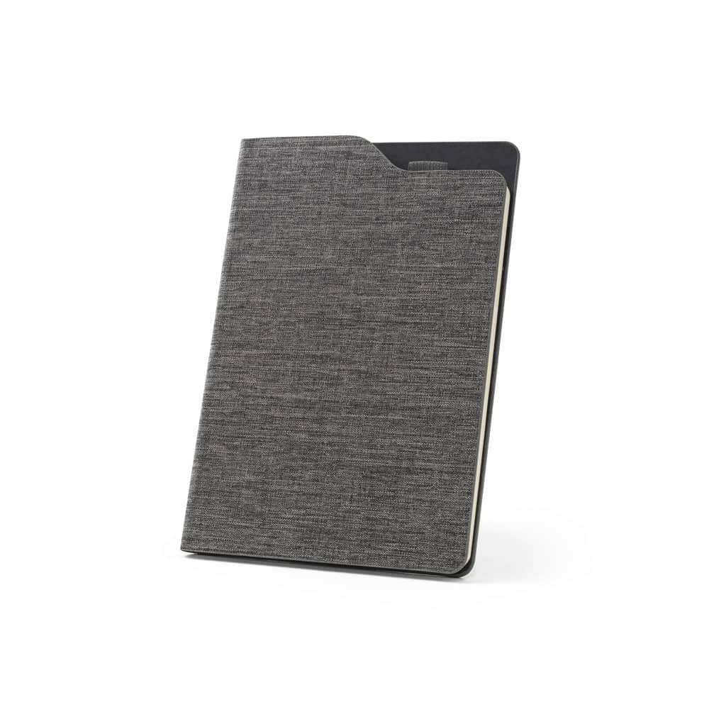 Caderno A5 de capa dura em tecido PET 100% reciclado, com páginas pautadas recicladas