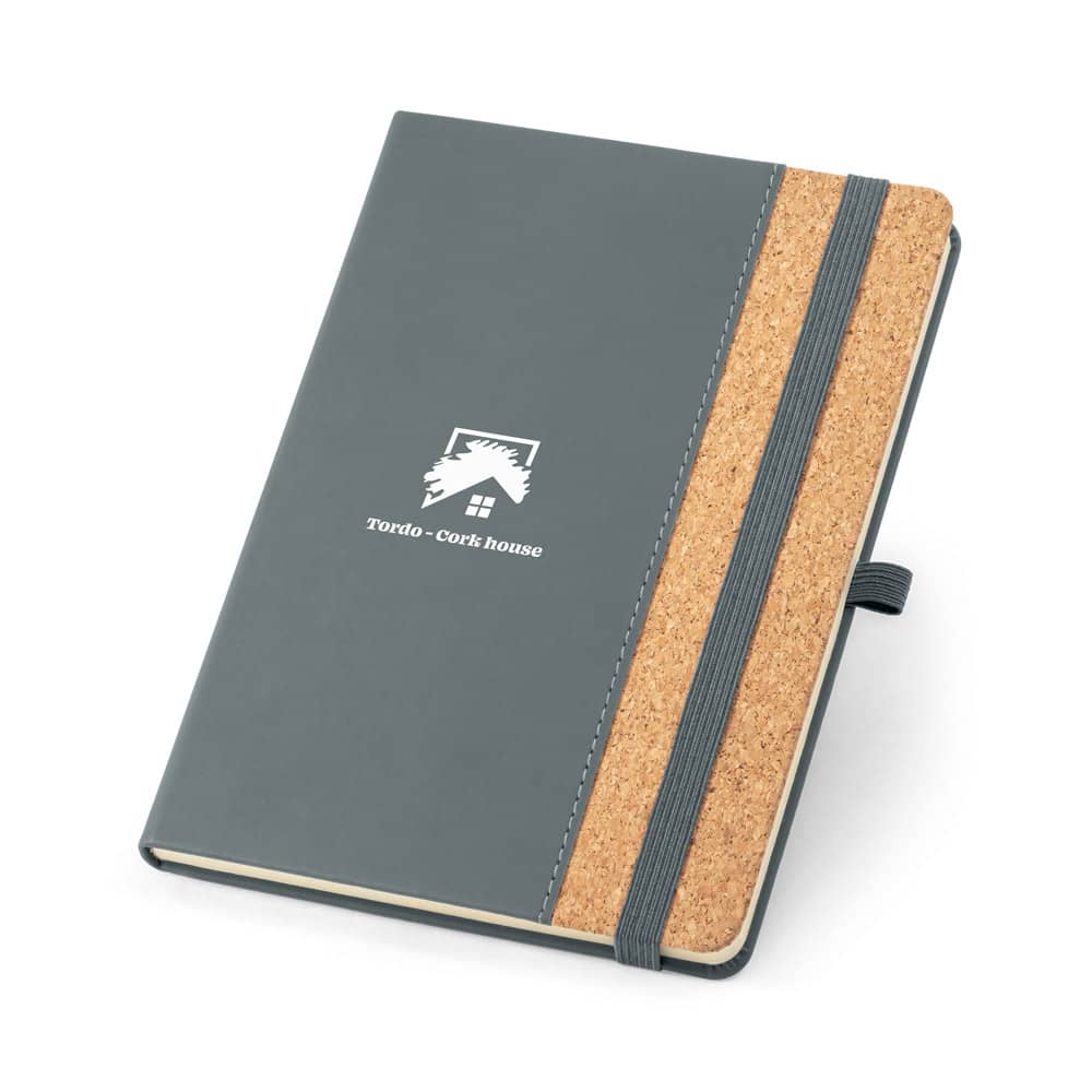 Caderno A5 em cortiça com páginas pautadas