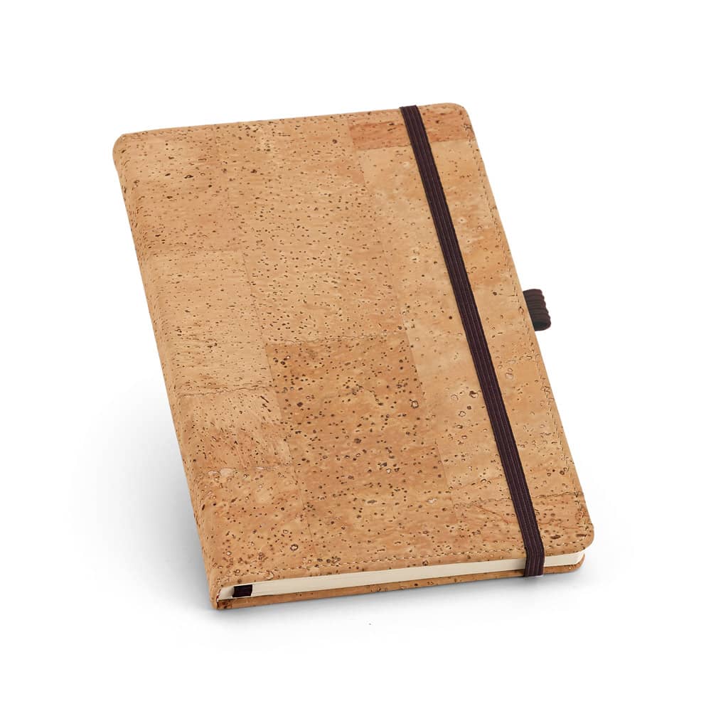 PORTEL A6. Caderno A6 de capa dura em cortiça, com páginas lisas