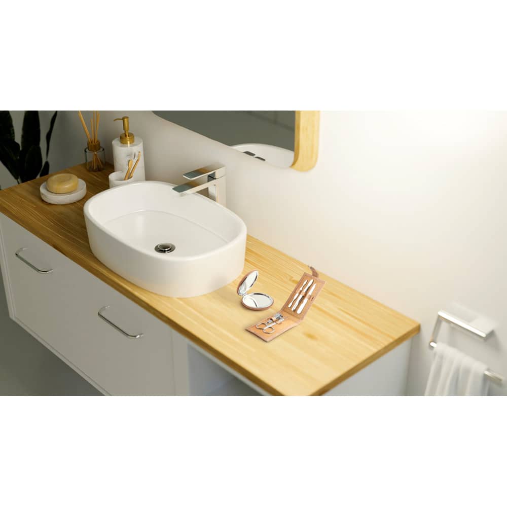 Conjunto de manicure em cortiça com peças em aço inox