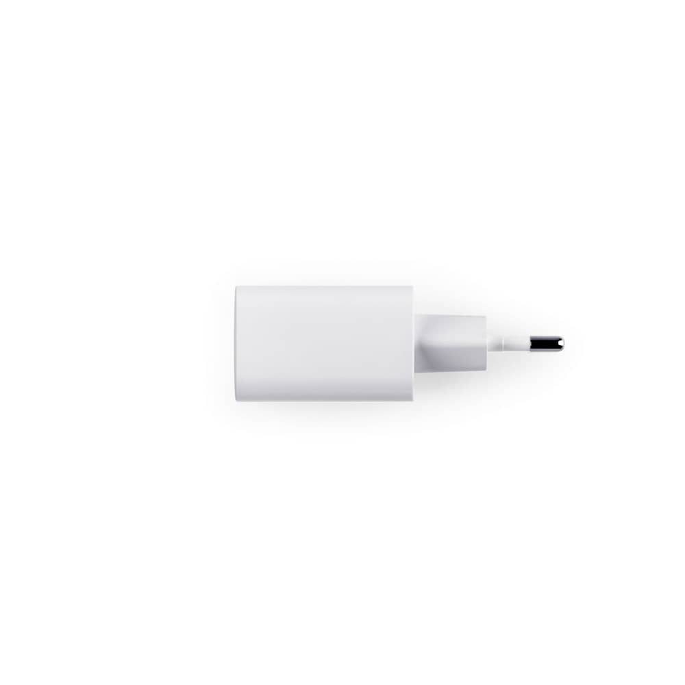 Adaptador de corrente com porta USB-A 18W e USB-C 20W em ABS 100% reciclado