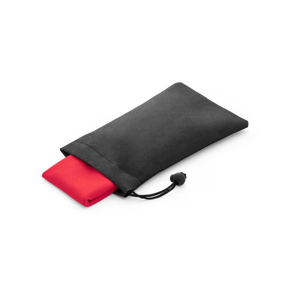 Toalha esportiva refrescante em poliéster 100% reciclado com bolsa em non-woven