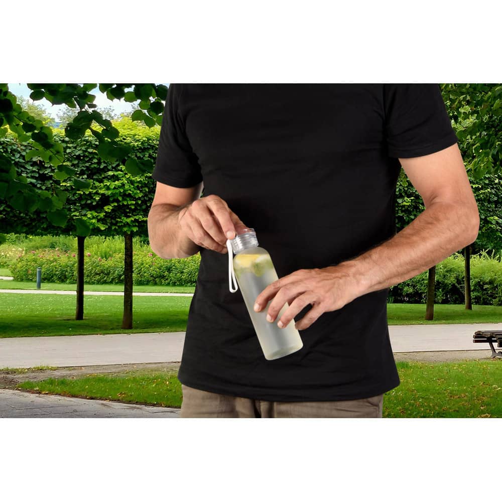 Squeeze esportiva em PET 100% reciclado, com acabamento fosco (600 mL)