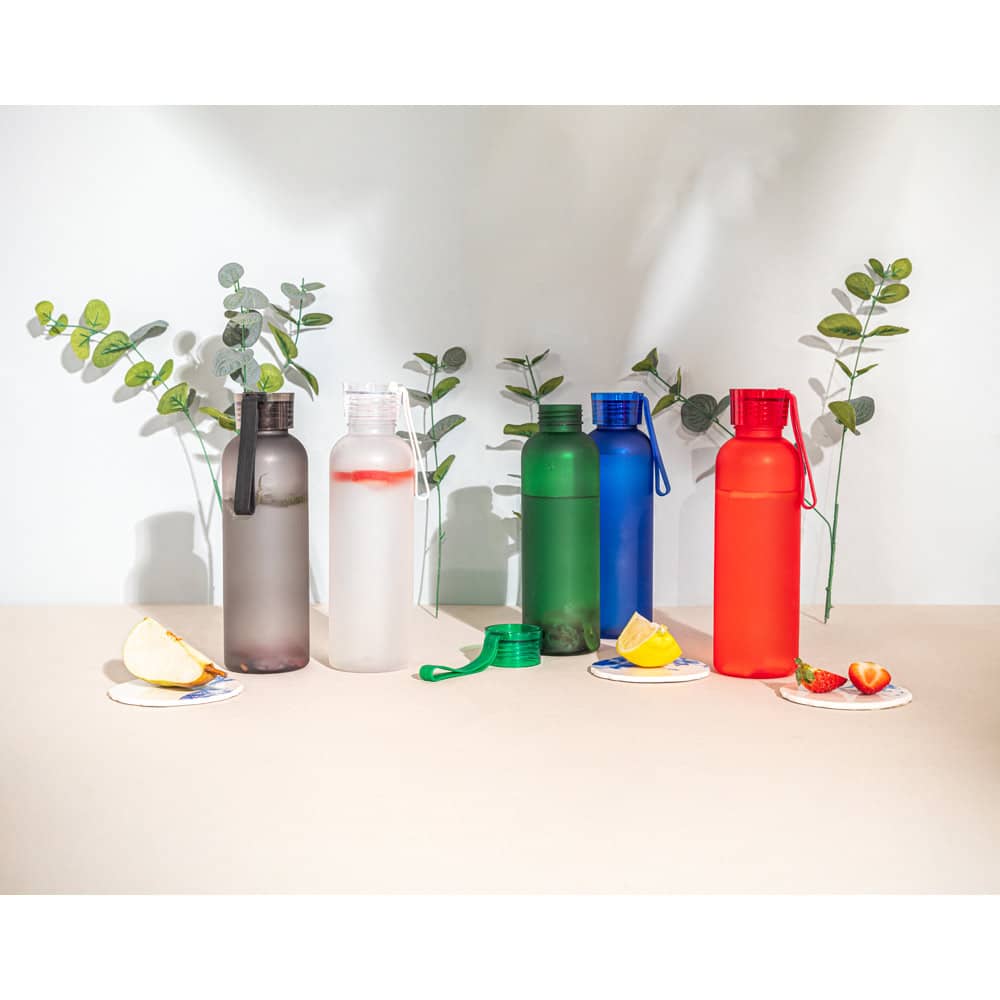 Squeeze esportiva em PET 100% reciclado, com acabamento fosco (600 mL)