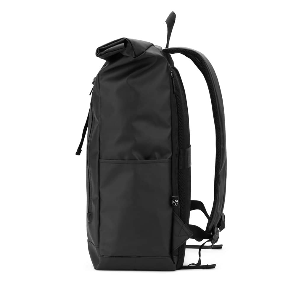 OSASCO BPACK. Mochila "Roll top" (14") em poliéster reciclado 600D de alta densidade com revestimento resistente à água (20 L)