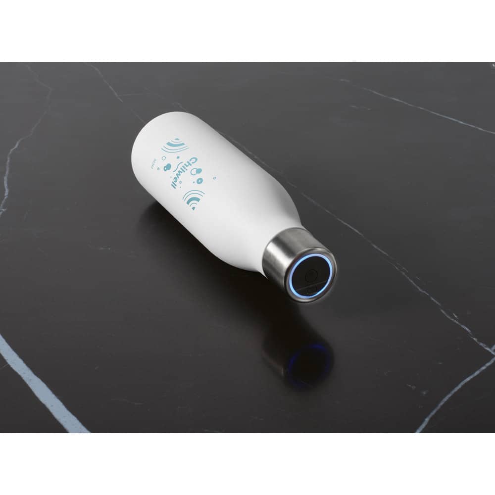 Garrafa térmica em aço inox 90% reciclado de parede dupla com sistema de auto-sanitização UV (500 mL)